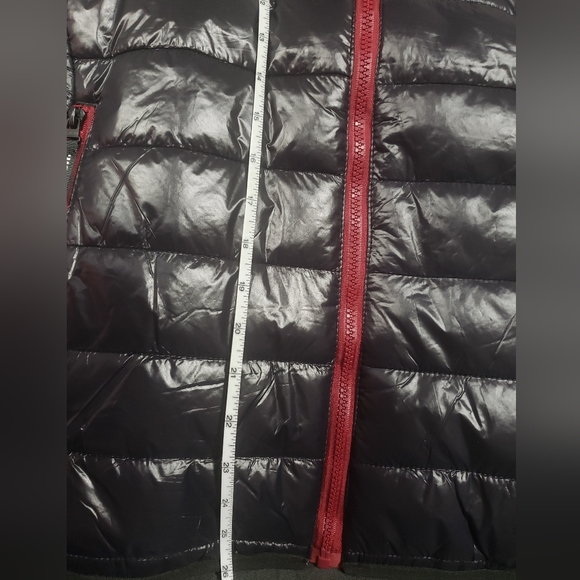 Bench Puffer Jacket - Picture 6 of 6